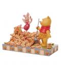 Figura enesco disney winnie the pooh pooh & piglet recogiendo hojas de otoño