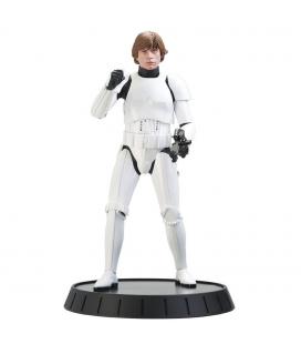 Figura diamond collection star wars: una nueva esperanza luke con traje de stormtrooper 30.5cm