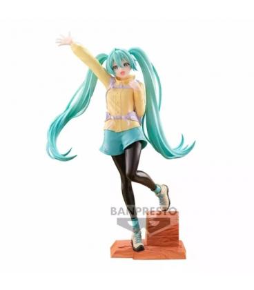 Figura banpresto hatsune miku holiday memories mountain climbing